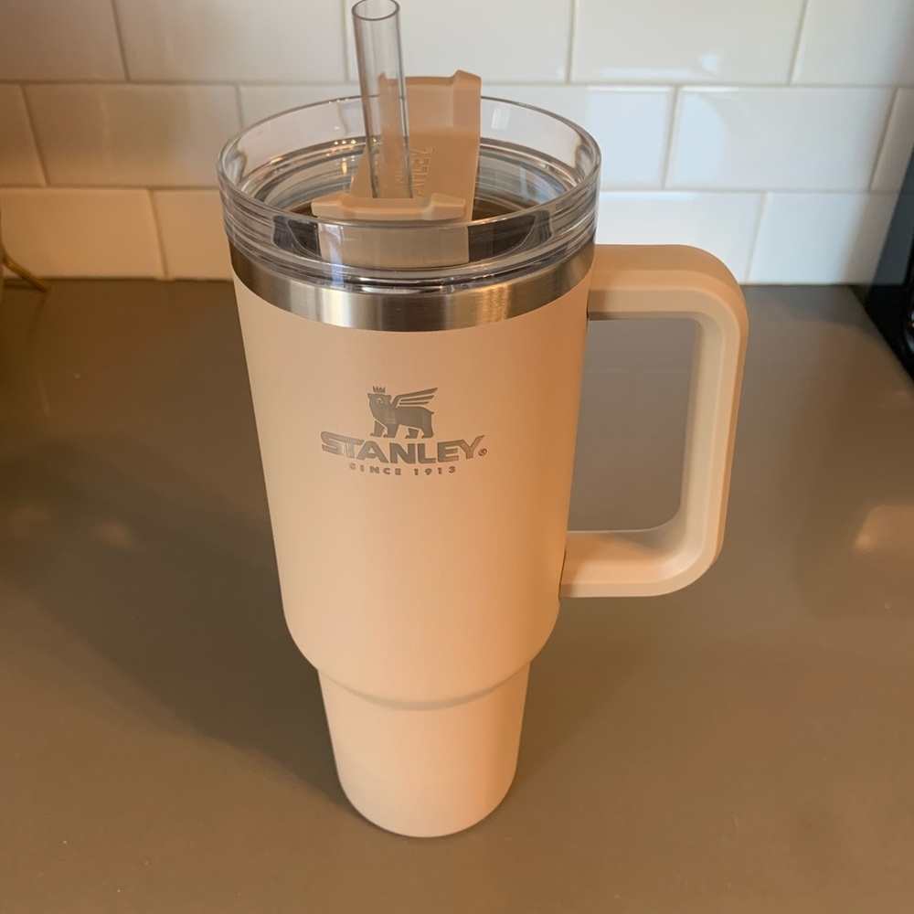 Stanley Adventure Quencher Travel Tumbler 40 oz